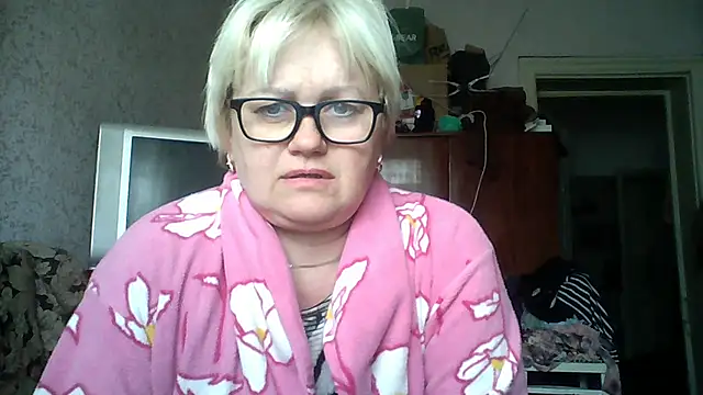 Mayya4321 online show from April 7, 2026, 11:54 am