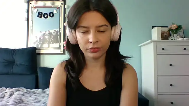 LariceSexy online show from October 13, 2025, 12:05 pm