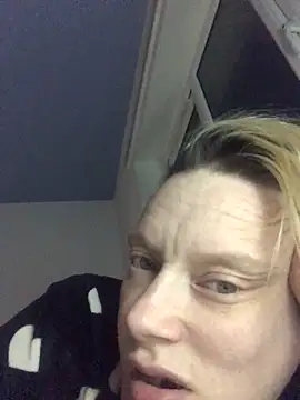 blondey206 online show from March 25, 2026, 8:04 pm