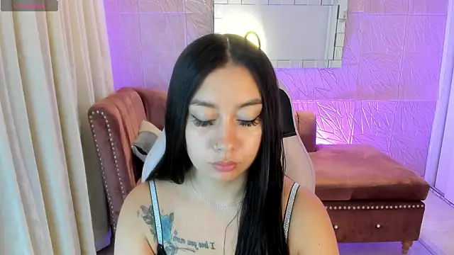 Snapshot of miss_isabella_m chatting on May 21, 2026, 12:23 pm miss isabella m online show from May 21, 2026, 12:23 pm