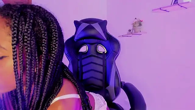 Snapshot of Zaira_Rose_ chatting on February 1, 2025, 7:55 pm Zaira Rose online show from February 1, 2025, 7:55 pm