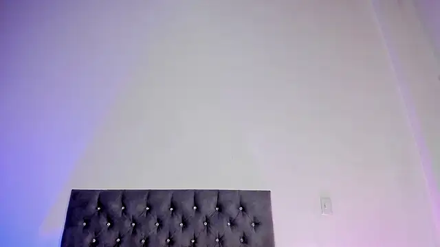 Snapshot of Zaira_Rose_ chatting on September 30, 2025, 1:38 pm Zaira Rose online show from September 30, 2025, 1:38 pm