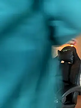 Hadley  online show from September 9, 2025, 3:17 am