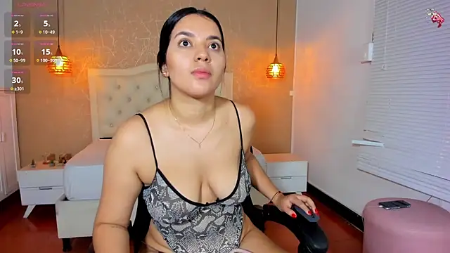 Hadley  online show from September 11, 2025, 3:28 am