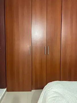 eileensophi online show from February 28, 2026, 3:18 am