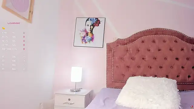 Mia greco  online show from March 18, 2025, 9:53 pm