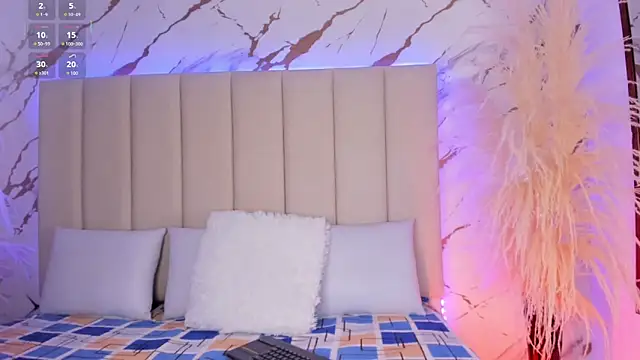 Mia greco  online show from September 20, 2025, 4:24 am