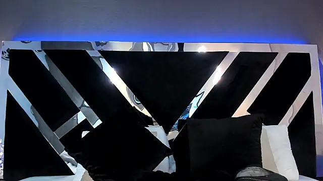 Snapshot of AliDiaz_ chatting on May 8, 2026, 7:08 pm AliDiaz online show from May 8, 2026, 7:08 pm