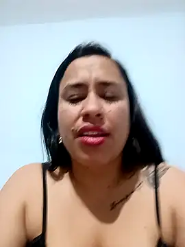 kamila lovee online show from September 26, 2025, 6:28 am