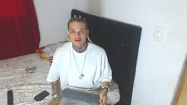 hot man05 online show from February 16, 2025, 3:16 pm