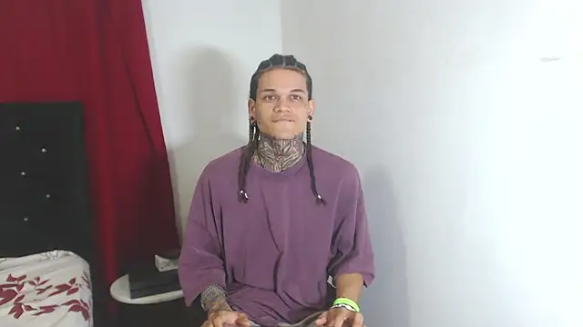 hot man05 online show from March 2, 2025, 8:05 am