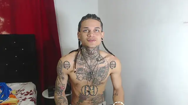 hot man05 online show from March 2, 2025, 10:05 pm