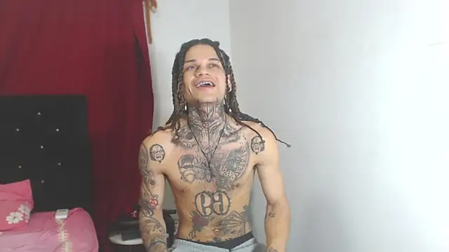 hot man05 online show from March 16, 2025, 8:32 am