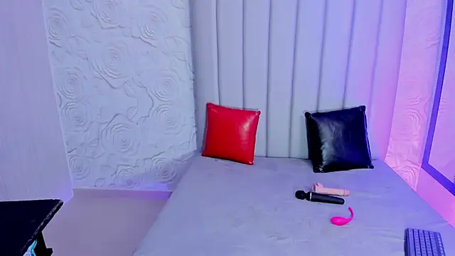 BlondieCutee online show from March 20, 2026, 1:54 am