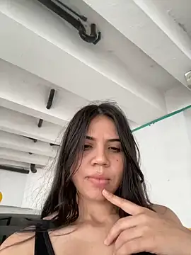 sammy liz online show from February 26, 2025, 9:58 pm