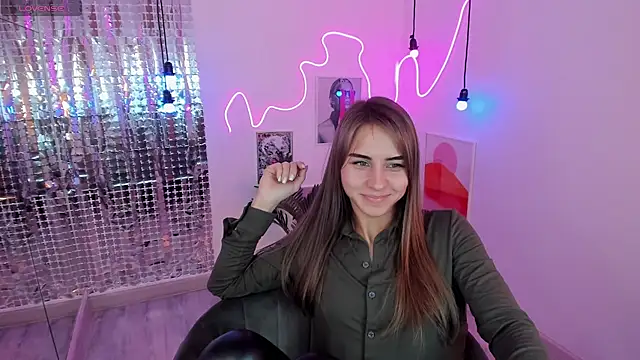 Snapshot of CharmBianca chatting on February 9, 2025, 3:12 pm CharmBianca online show from February 9, 2025, 3:12 pm