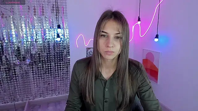 Snapshot of CharmBianca chatting on February 16, 2025, 5:15 am CharmBianca online show from February 16, 2025, 5:15 am