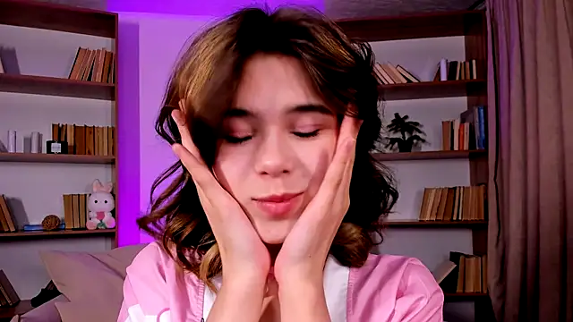 Snapshot of Hotary_Yuko chatting on March 22, 2025, 10:39 am Hotary Yuko online show from March 22, 2025, 10:39 am