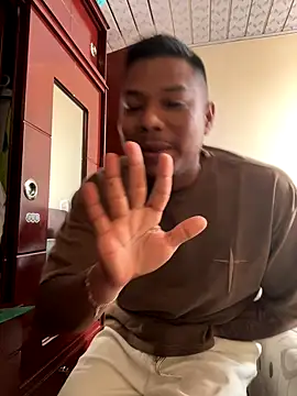 Saipadpuer30 online show from October 3, 2025, 12:57 pm