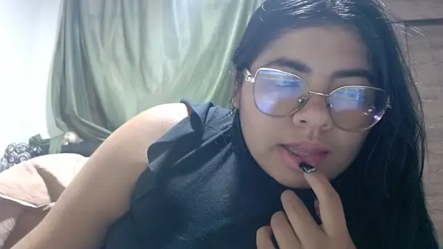 viccky vick online show from March 26, 2026, 10:59 pm