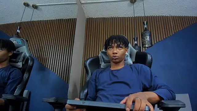 Snapshot of ErickCarmack chatting on February 4, 2025, 4:05 am ErickCarmack online show from February 4, 2025, 4:05 am