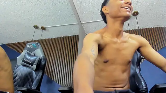 Snapshot of ErickCarmack chatting on February 5, 2025, 4:16 am ErickCarmack online show from February 5, 2025, 4:16 am