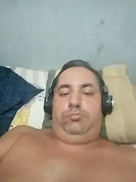 Snapshot of Cruelmalvado chatting on January 15, 2026, 5:23 am Cruelmalvado online show from January 15, 2026, 5:23 am