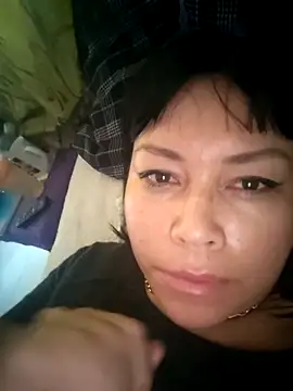 Snapshot of KellyPerlaxxx chatting on November 14, 2025, 1:32 pm KellyPerlaxxx online show from November 14, 2025, 1:32 pm