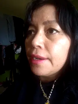 KellyPerlaxxx online show from April 15, 2026, 3:52 pm