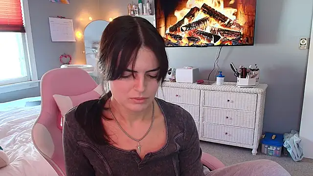 princesselysia online show from February 3, 2026, 3:50 pm