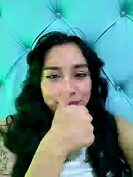 Snapshot of Marce0 chatting on February 2, 2025, 5:04 pm Marce0 online show from February 2, 2025, 5:04 pm