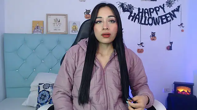 Snapshot of Marce0 chatting on November 1, 2025, 4:47 am Marce0 online show from November 1, 2025, 4:47 am