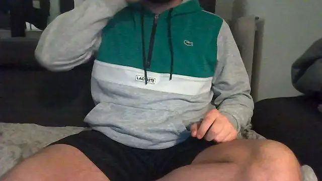 Snapshot of Zer_oki chatting on March 7, 2026, 7:44 pm Zer oki online show from March 7, 2026, 7:44 pm