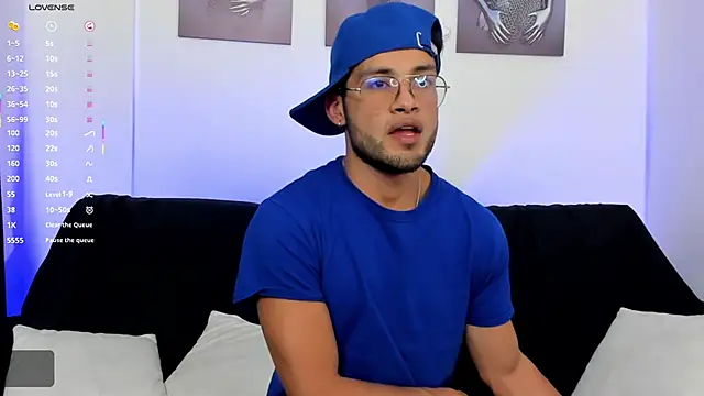 Max Conor1 online show from April 21, 2026, 5:25 am