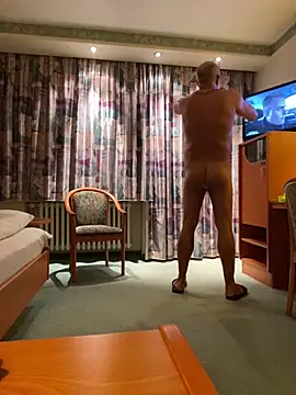 BOOTS online show from December 11, 2024, 8:18 pm