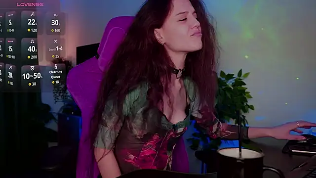 Snapshot of MilaStoyne chatting on November 4, 2025, 5:39 am MilaStoyne online show from November 4, 2025, 5:39 am