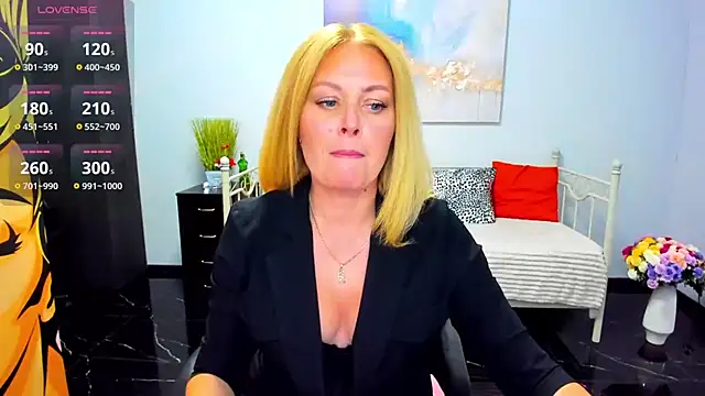 Mira Whites online show from May 19, 2026, 11:49 am
