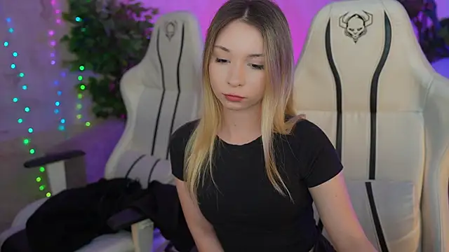 Emma Rose 69 online show from March 21, 2025, 11:34 pm