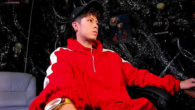 Snapshot of marcuscollins1_ chatting on February 14, 2025, 12:14 pm marcuscollins1 online show from February 14, 2025, 12:14 pm