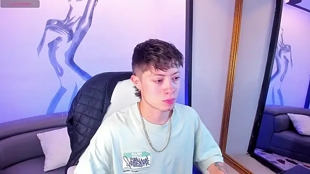 Snapshot of marcuscollins1_ chatting on February 27, 2025, 1:07 pm marcuscollins1 online show from February 27, 2025, 1:07 pm