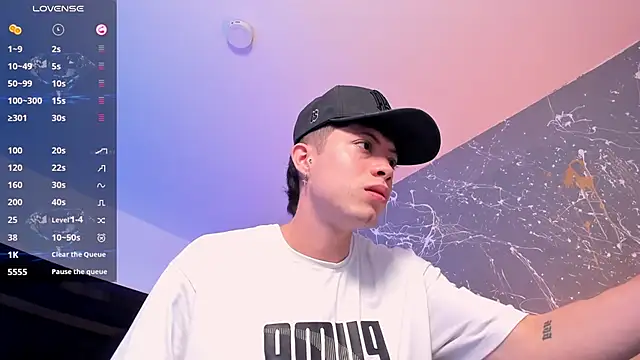 Snapshot of marcuscollins1_ chatting on October 22, 2025, 2:50 pm marcuscollins1 online show from October 22, 2025, 2:50 pm