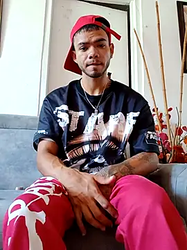 Niick01  online show from April 27, 2026, 4:49 pm