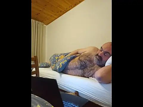 fuocovivo4 online show from March 4, 2026, 8:59 pm