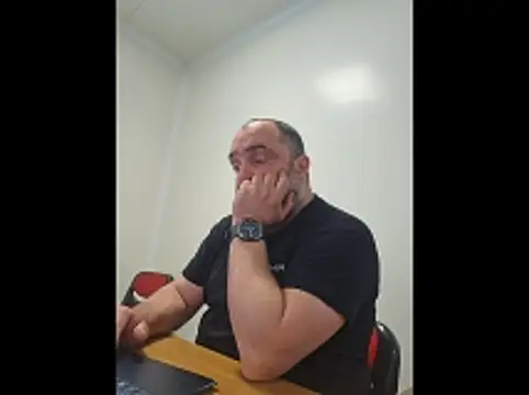 fuocovivo4 online show from March 13, 2026, 10:44 am