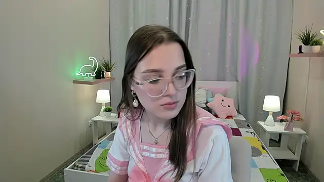 kaisajenner online show from March 10, 2025, 2:50 am