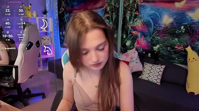 kaisajenner online show from November 7, 2025, 6:30 pm