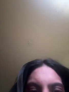 Snapshot of Liyah_19 chatting on February 7, 2026, 4:16 am Liyah 19 online show from February 7, 2026, 4:16 am