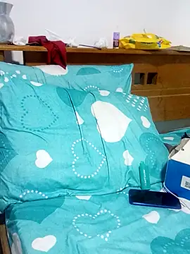 Snapshot of Nathaly-777 chatting on October 15, 2025, 5:46 pm Nathaly-777 online show from October 15, 2025, 5:46 pm