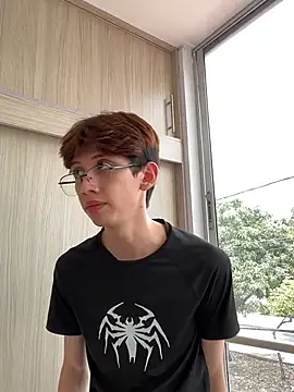 jacob and sam online show from April 1, 2026, 4:04 pm