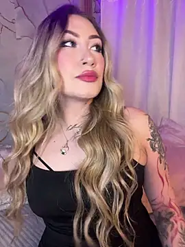 Snapshot of Lally_Valencia__ chatting on June 21, 2026, 3:31 am Lally Valencia online show from June 21, 2026, 3:31 am